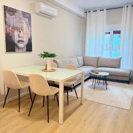 Cozy Ali Demi تيرانا