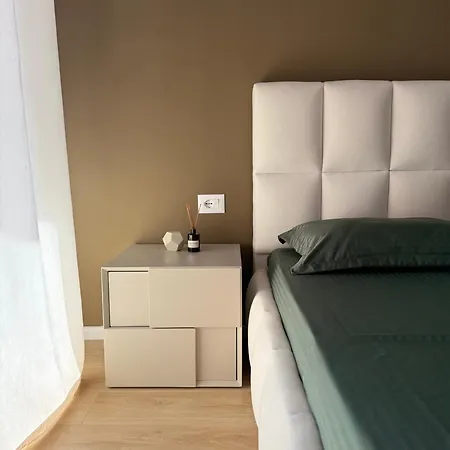 Cozy Ali Demi * تيرانا